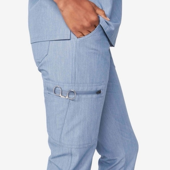 Figs Yola Skinny Scrub Pants - Heathered Indigo Blue Size: Small - Picture 2 of 12